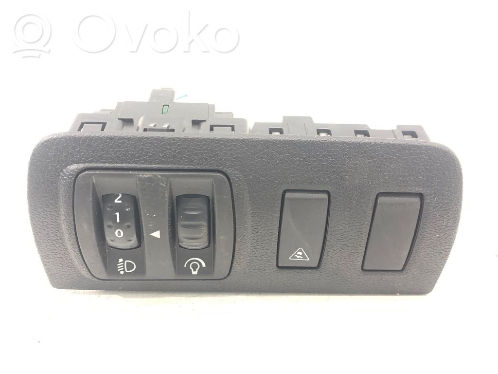 Renault Megane III Headlight level height control switch 