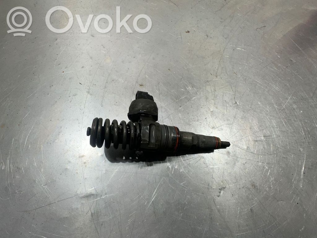 Volkswagen Polo Inyector de combustible 