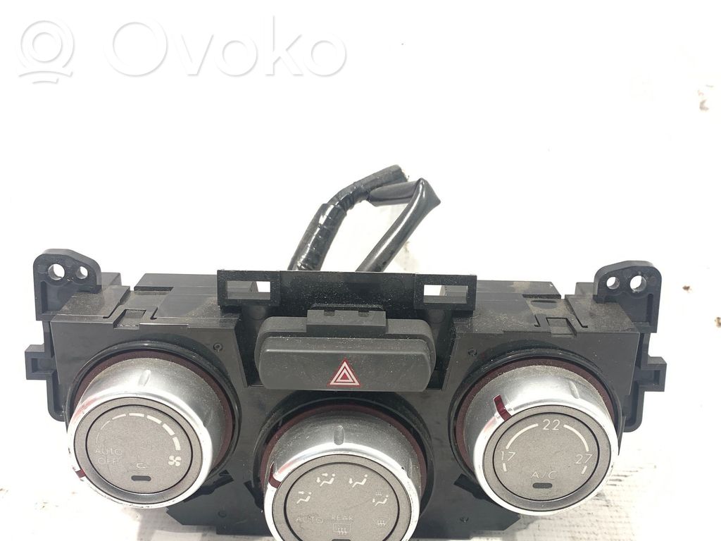 Subaru Impreza III Climate control unit 