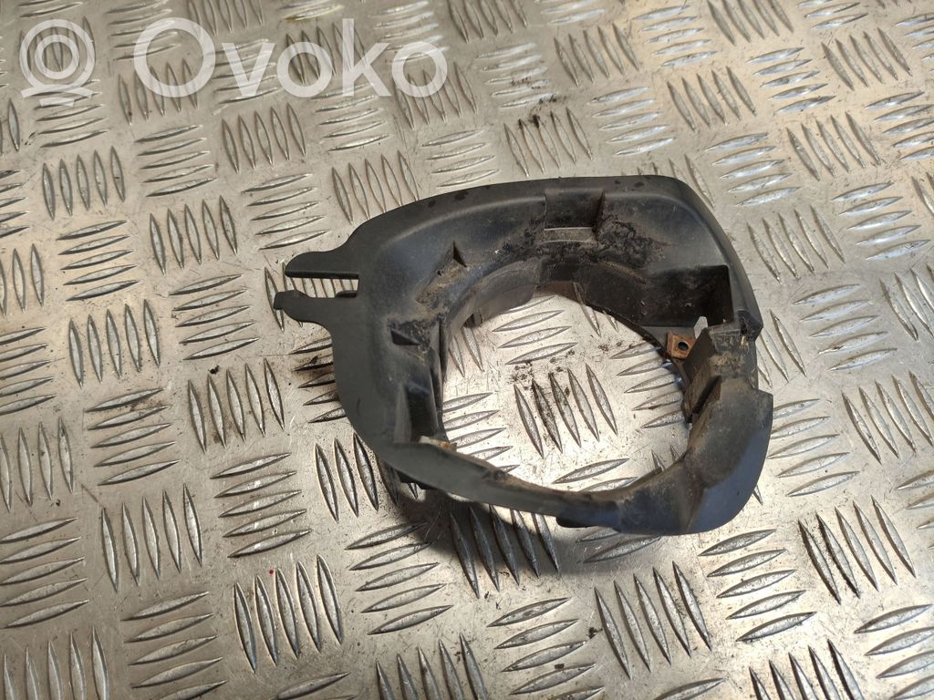 Fog light bracket