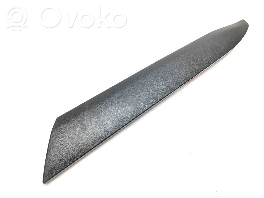 Ramka schowka deski rozdzielczej   5883376050