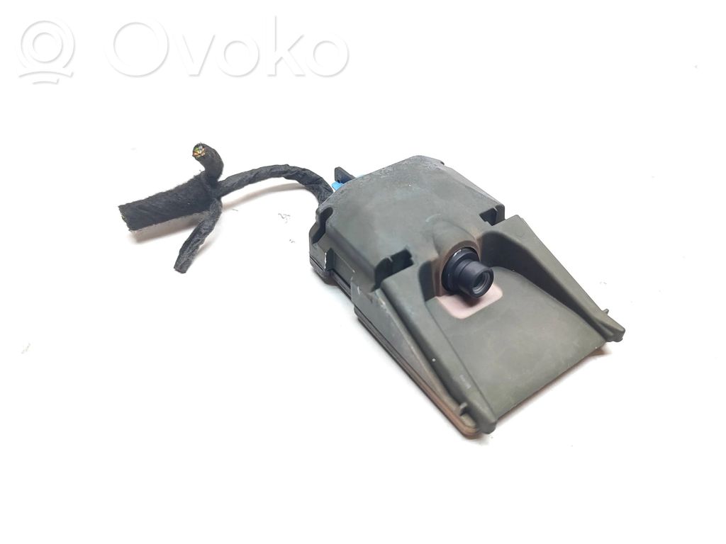 Peugeot 208 II Windshield/windscreen camera 