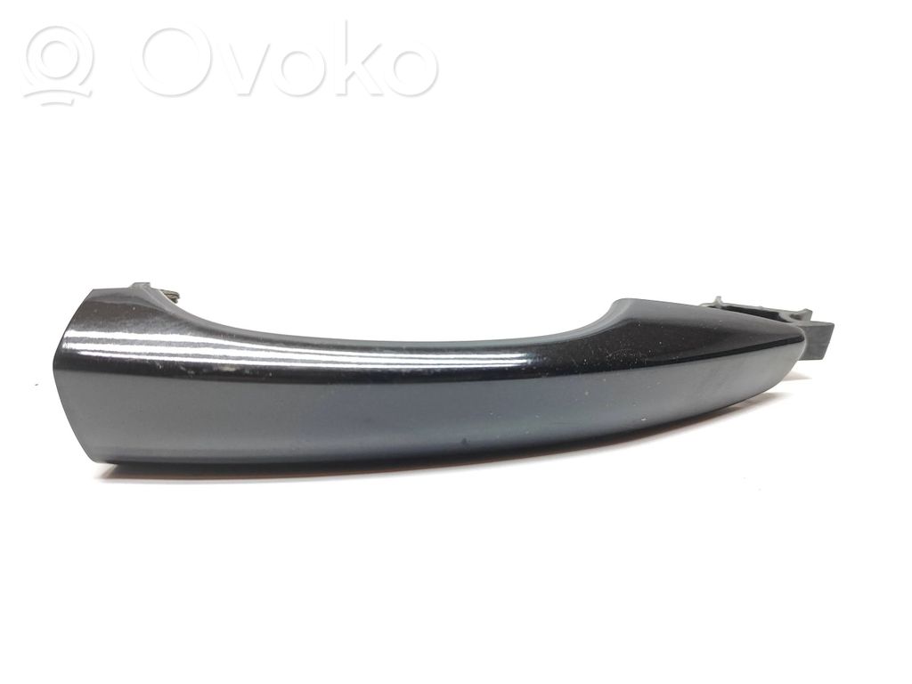 Klamka zewnętrzna drzwi tylnych   M0U020831