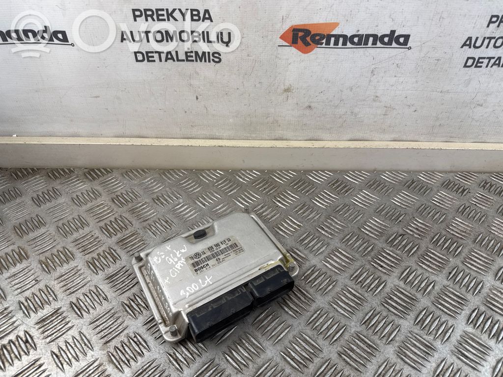 Volkswagen PASSAT B5.5 Engine control unit/module 