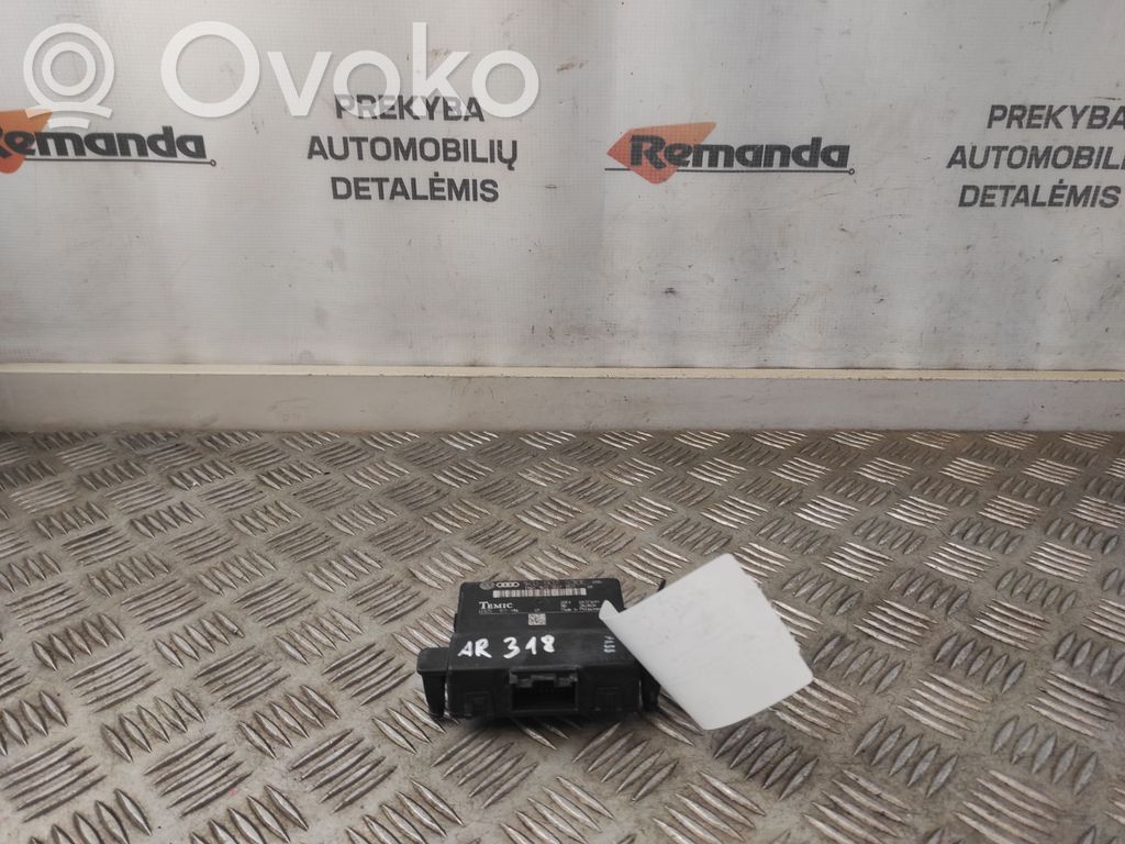 Volkswagen Golf V Gateway control module 