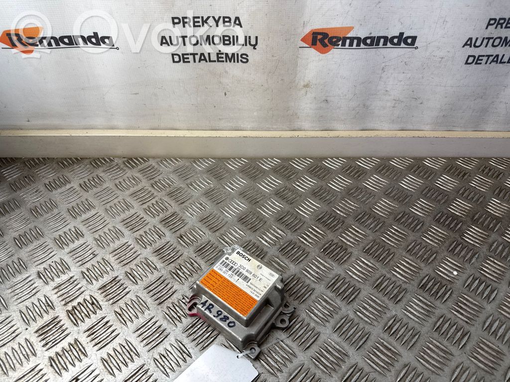 Volkswagen Touareg I Airbag control unit/module 