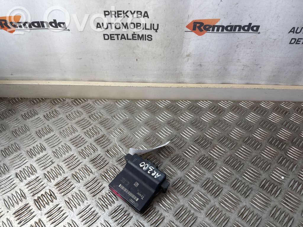 Volkswagen Golf V Door control unit/module 