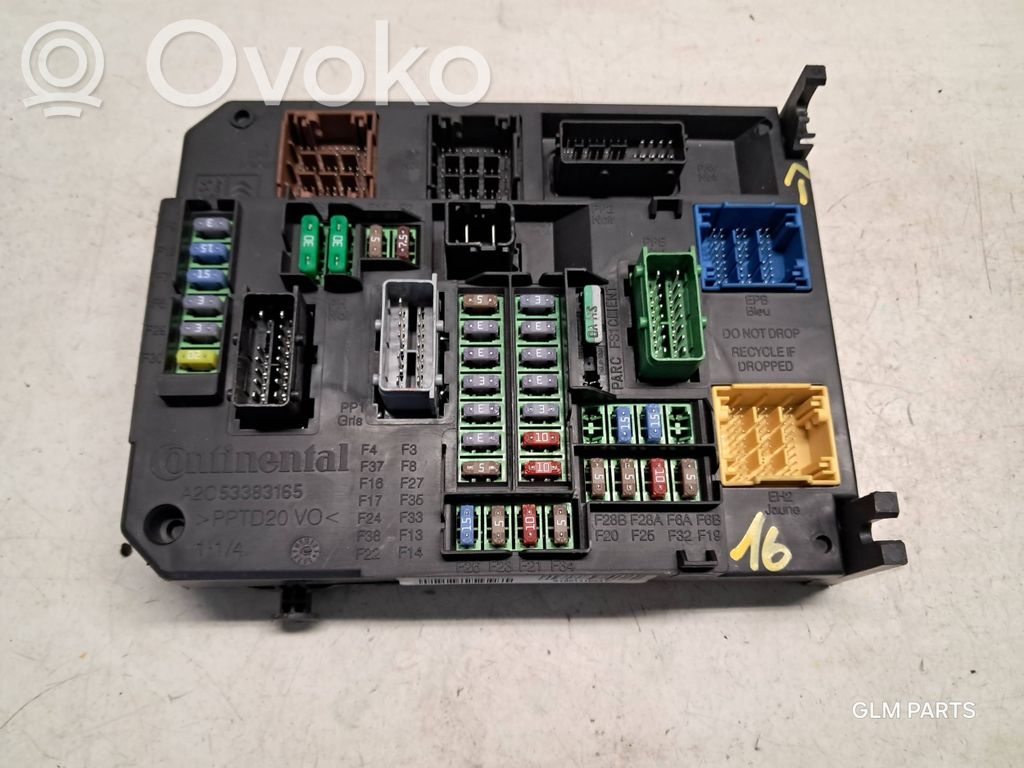 Citroen C4 II Picasso Fuse module 