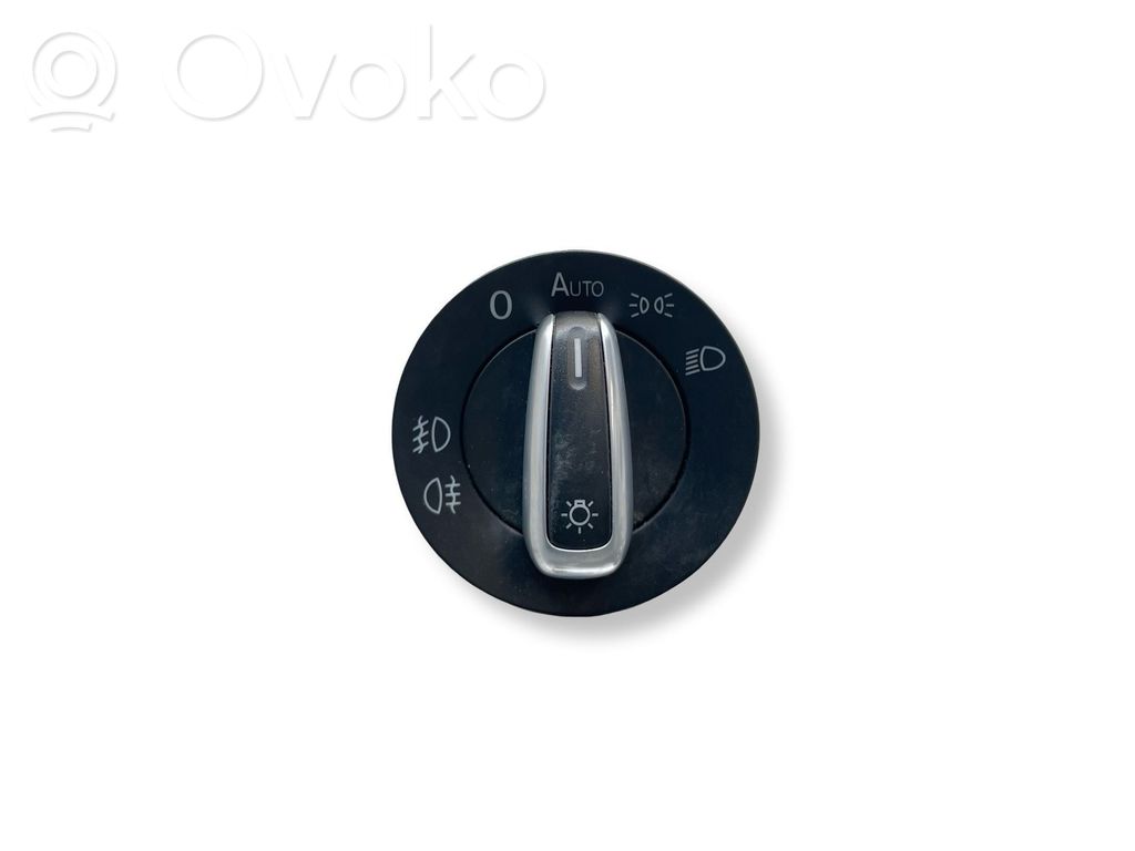 Volkswagen Golf VI Light switch 