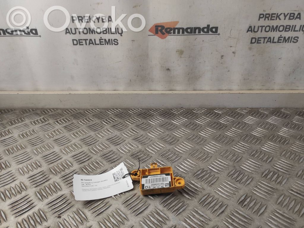 Opel Astra H Airbag deployment crash/impact sensor 