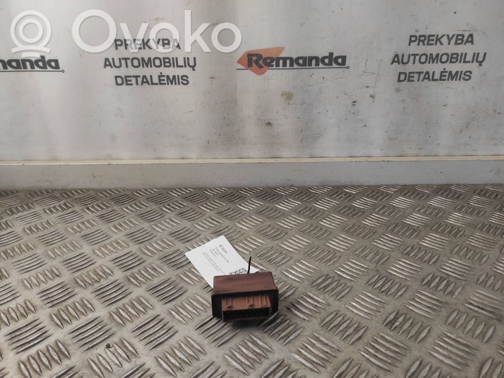Peugeot 607 Glow plug pre-heat relay 