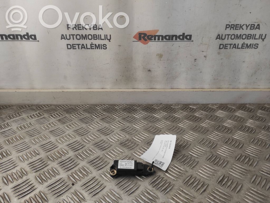 Audi A3 S3 8L Airbagsensor Crashsensor Drucksensor 