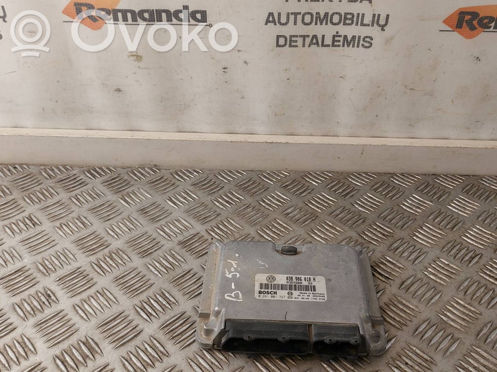 Volkswagen PASSAT B5.5 Engine control unit/module 