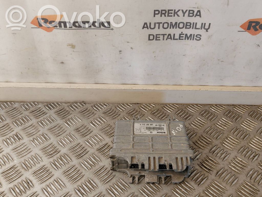Volkswagen PASSAT B3 Engine control unit/module 