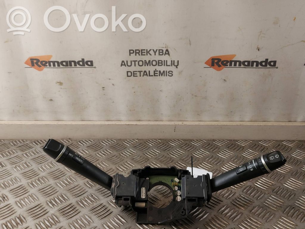 Volvo S60 Wiper turn signal indicator stalk/switch 