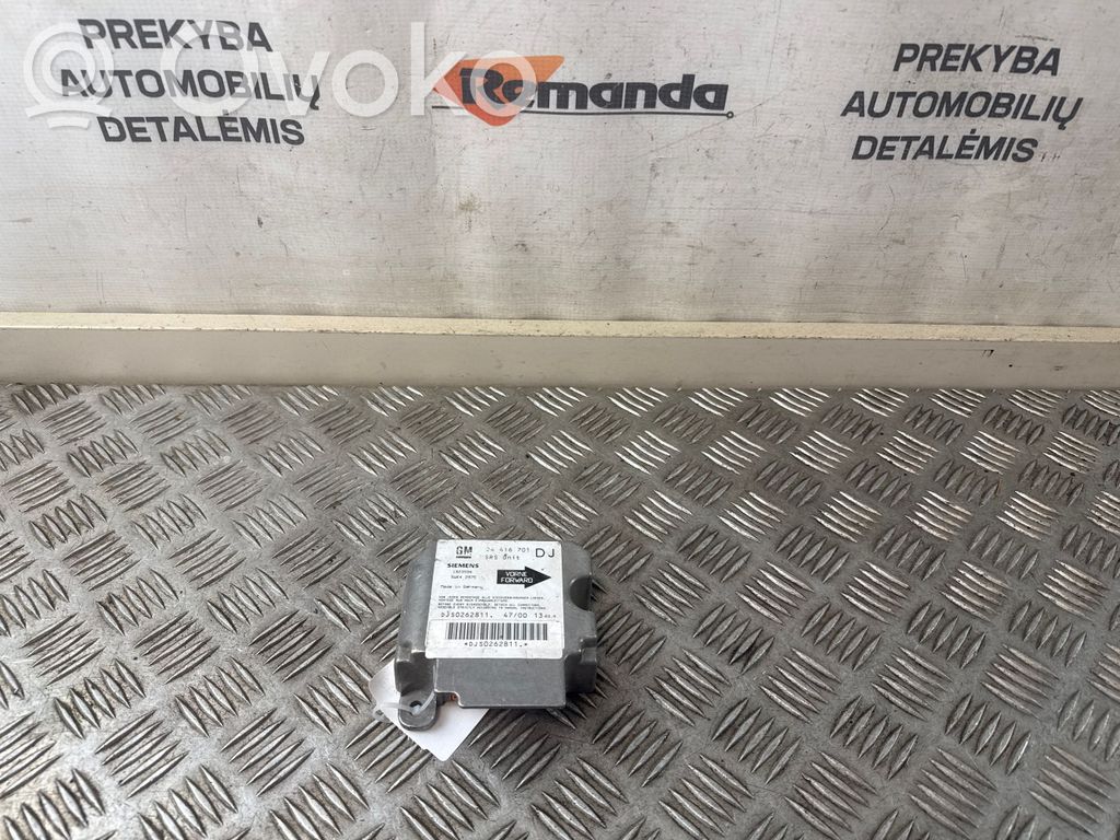 Opel Vectra B Airbag control unit/module 