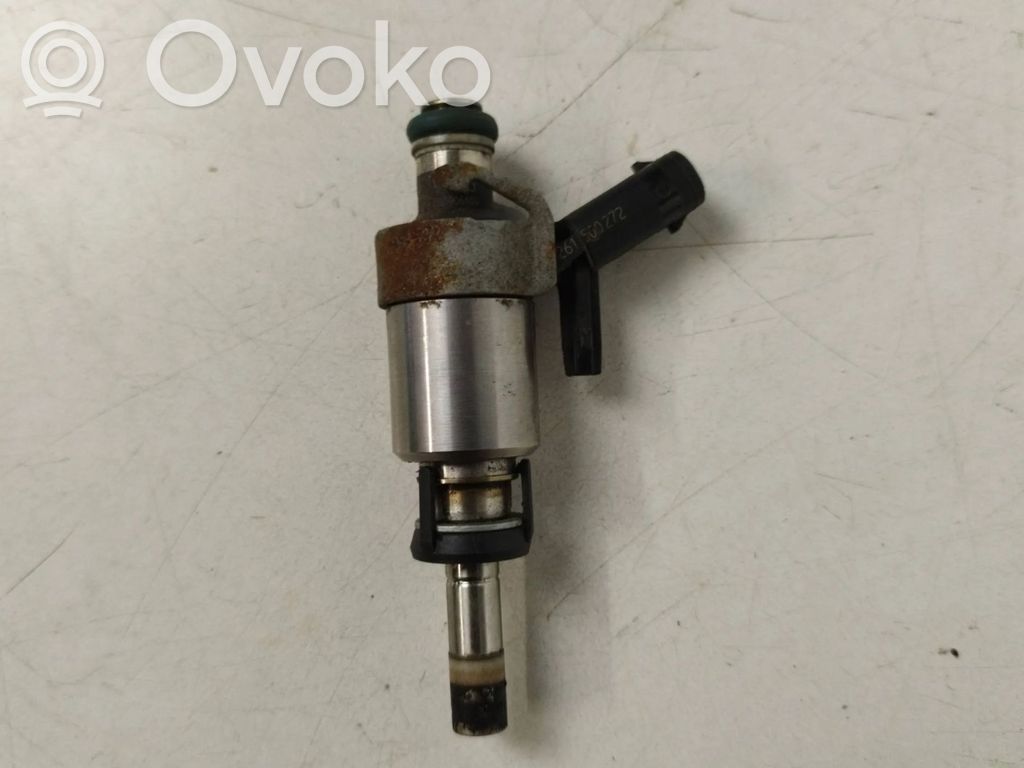 Volkswagen Golf VII Inyector de combustible 