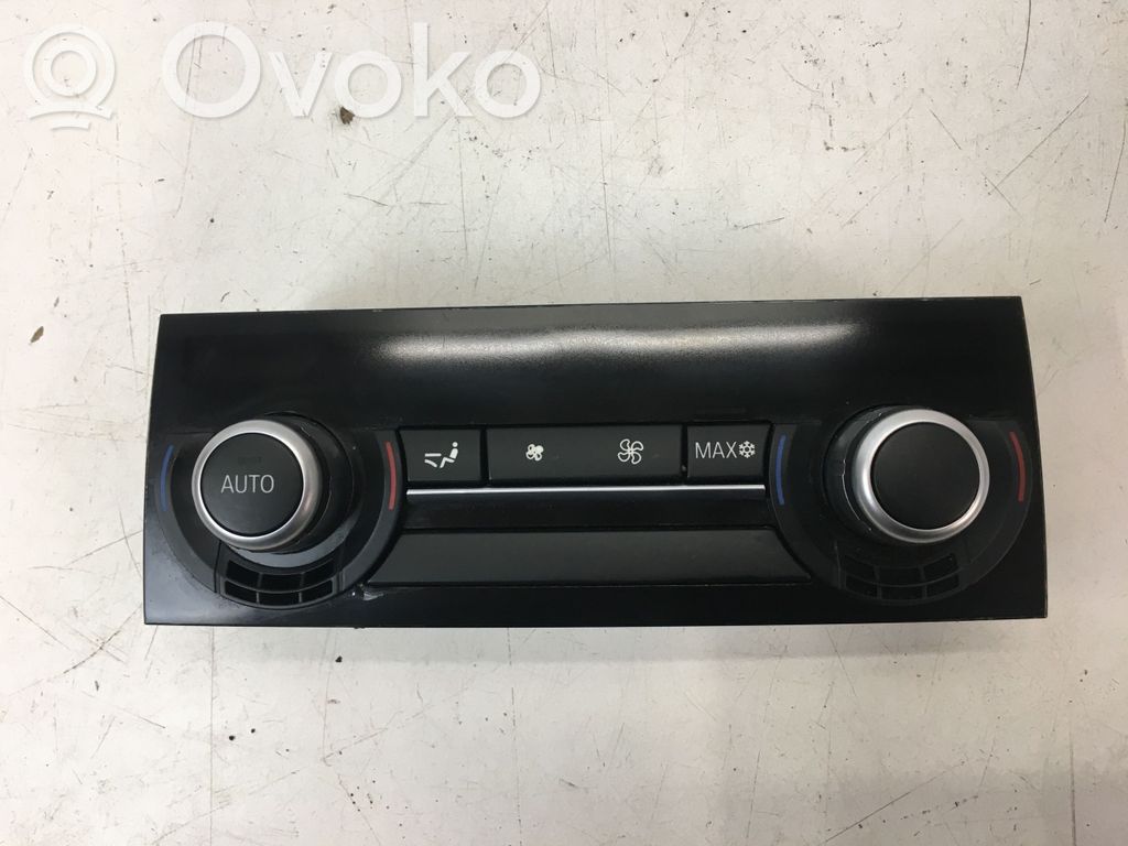 Panel klimatyzacji   9228398,07042010,900252830019,0000099034