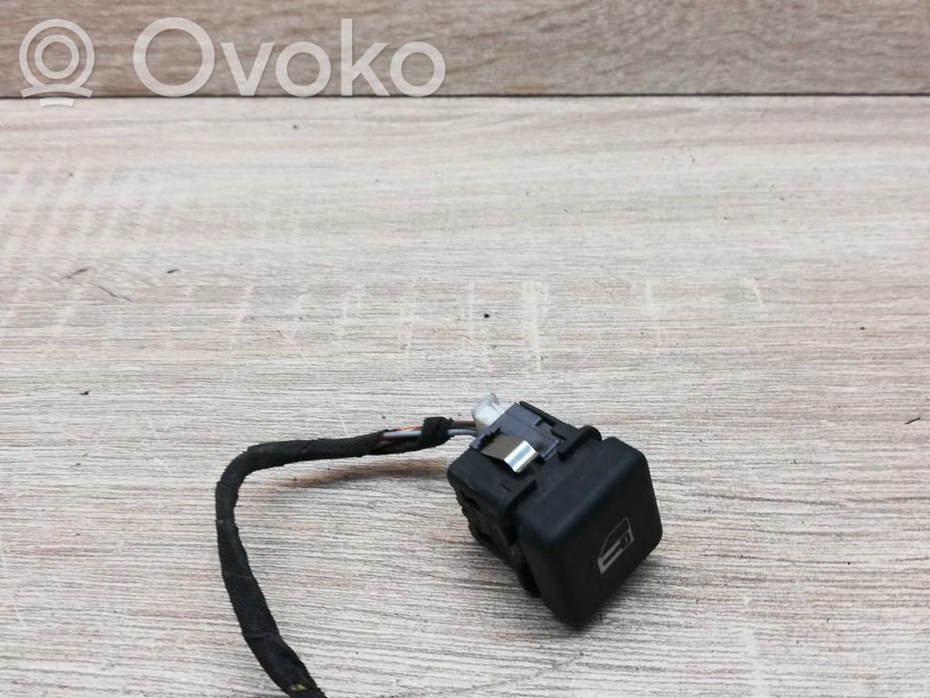 BMW 5 E39 Central locking switch button 