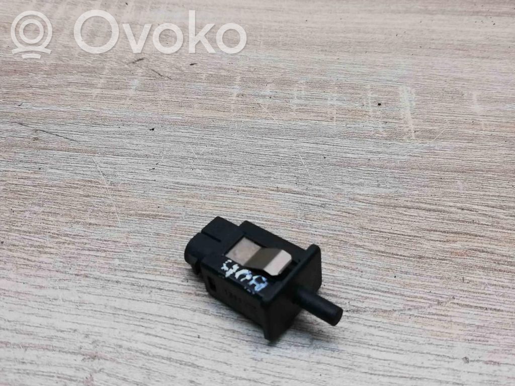 BMW 5 E39 Other switches/knobs/shifts 