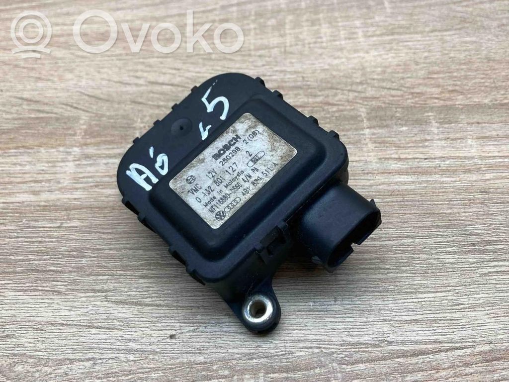 Audi A6 S6 C5 4B Silniczek nagrzewnicy 