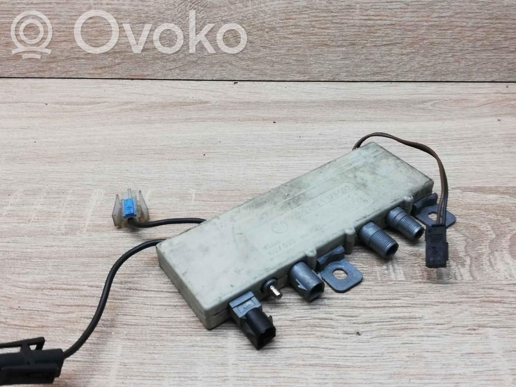 BMW 5 E39 Antenos stiprintuvas 