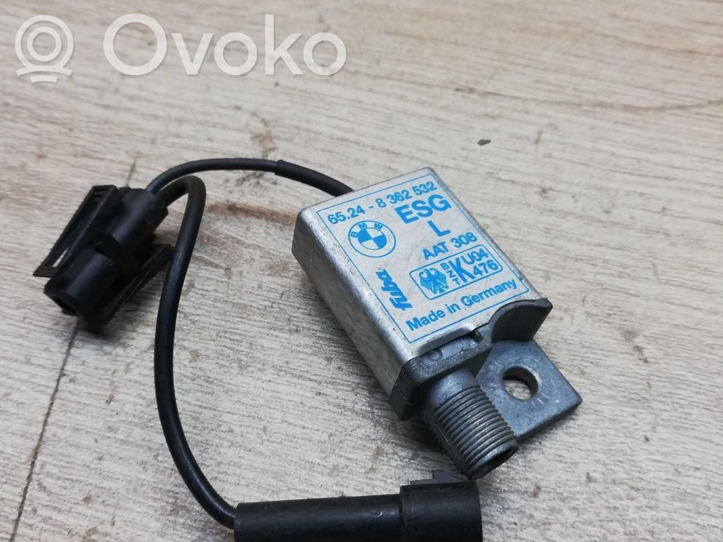 BMW 5 E39 Antenos stiprintuvas 