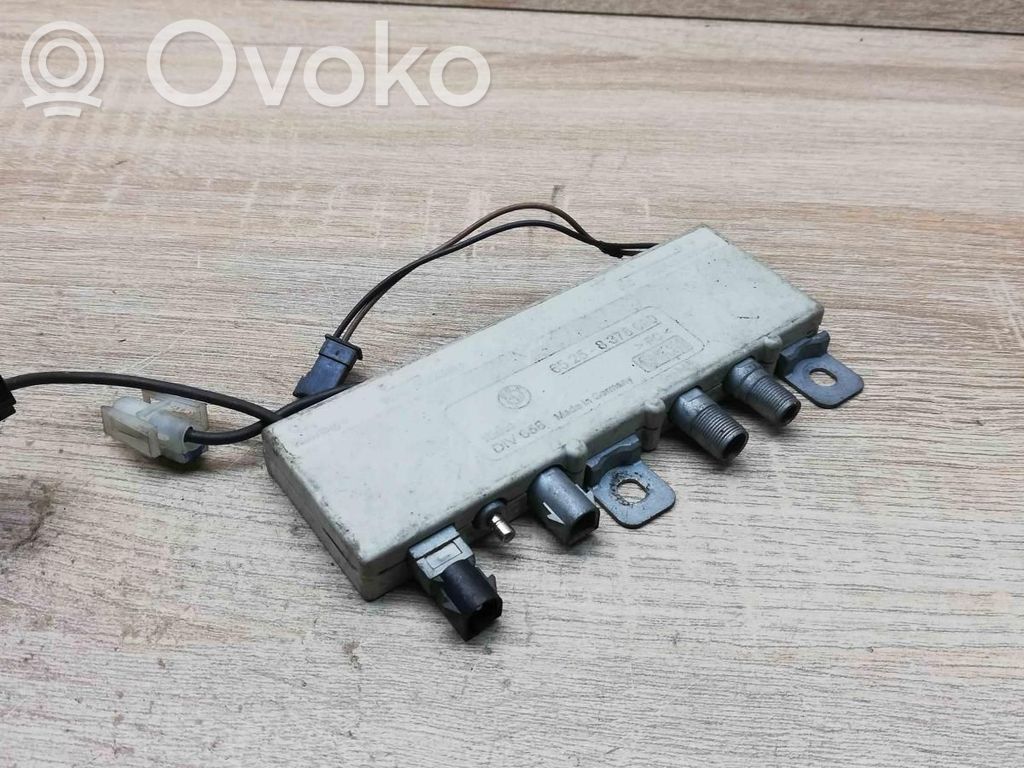 BMW 5 E39 Antenos stiprintuvas 