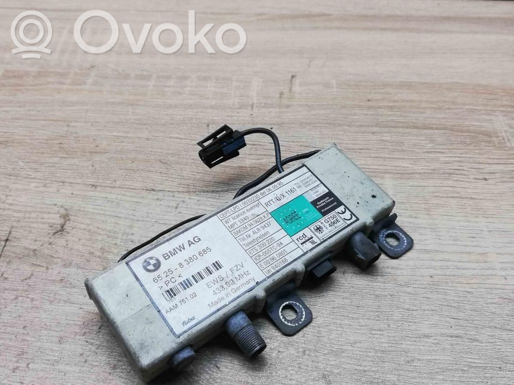 BMW 5 E39 Antenos stiprintuvas 
