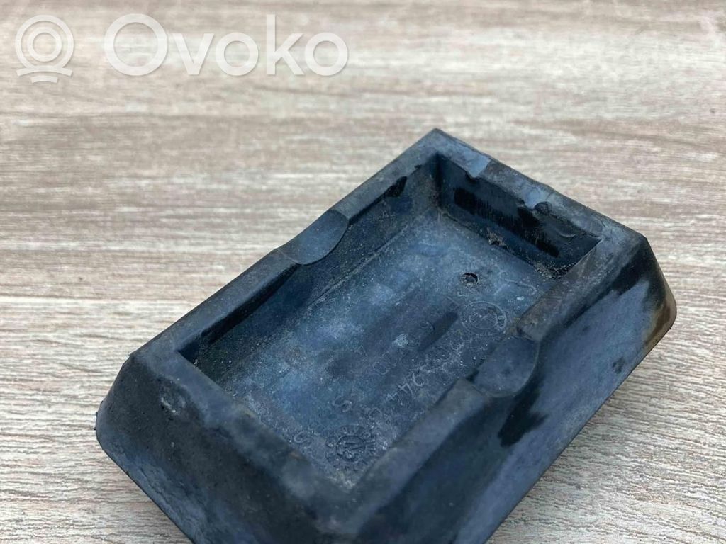 Kėlimo taškas/padas   8204244