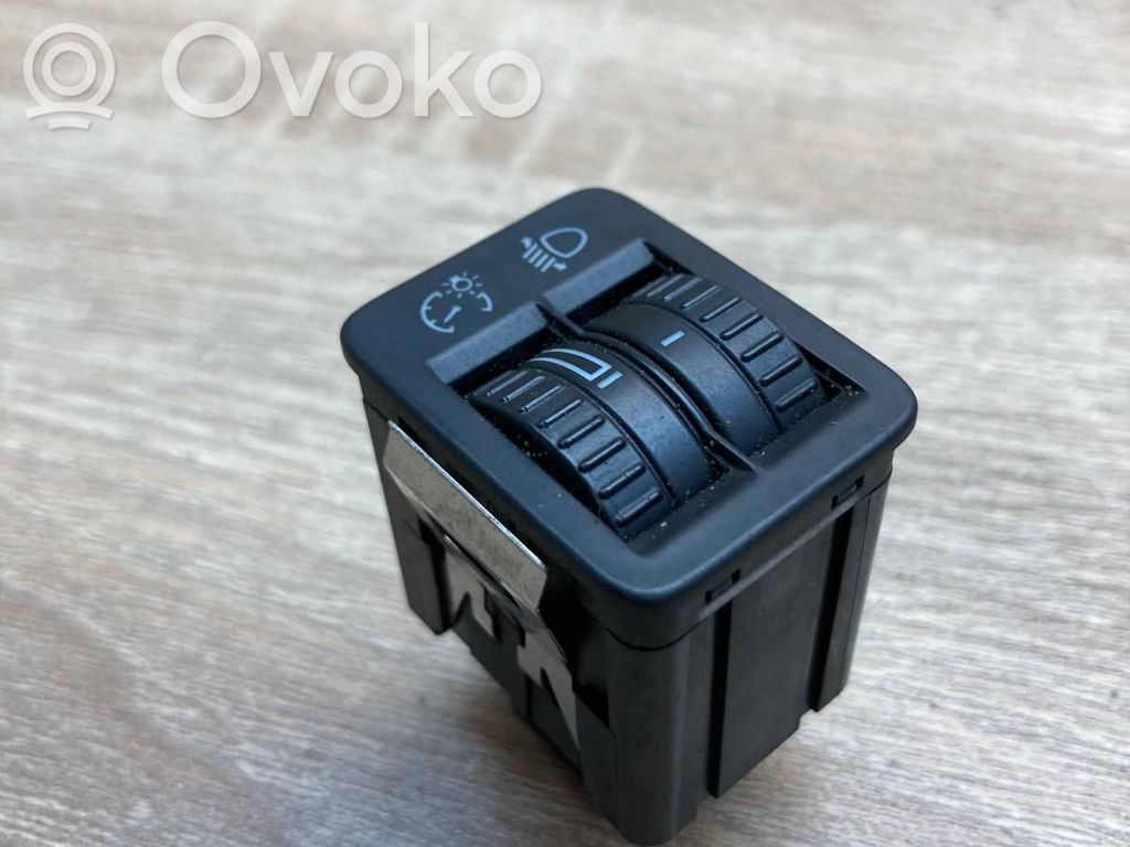 Volkswagen PASSAT B6 Headlight level height control switch 