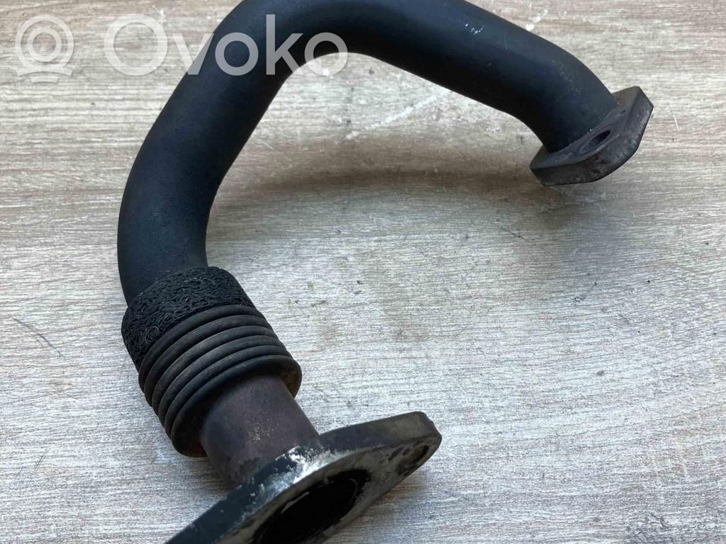 Volkswagen Caddy Przewód / Rura chłodnicy spalin EGR 
