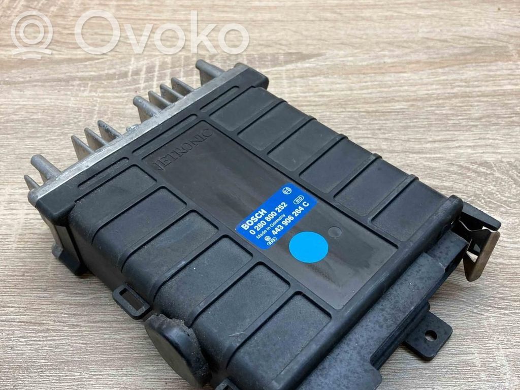 Audi A6 S6 C4 4A Engine control unit/module ECU 