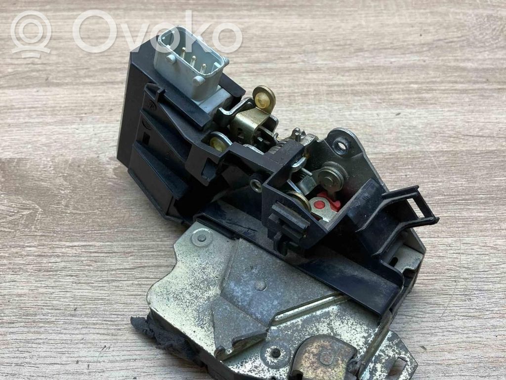 BMW 5 E39 Rear door lock 