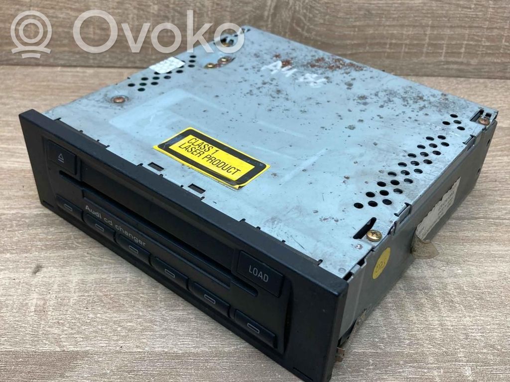Audi A4 S4 B7 8E 8H CD/DVD keitiklis 