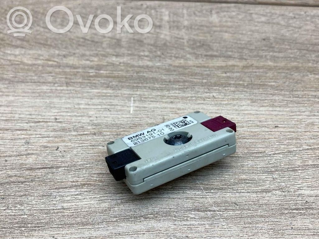 BMW 5 E60 E61 Antenas pastiprinātājs 