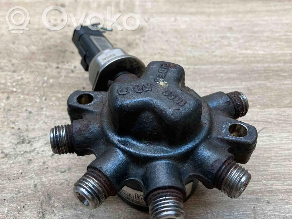 Ford Mondeo MK IV Fuel main line pipe 