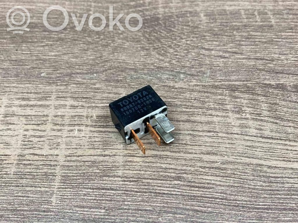 Inne przekaźniki   9098702020,1567001930