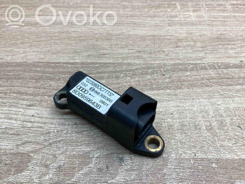 Audi A4 S4 B5 8D Airbag deployment crash/impact sensor 