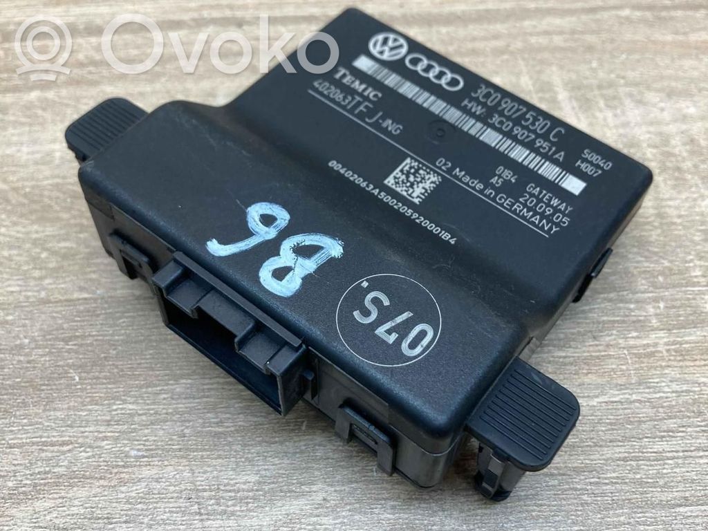 Volkswagen PASSAT B6 Moduł sterowania Gateway 