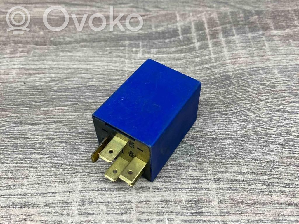 Inne przekaźniki   90240092,38310