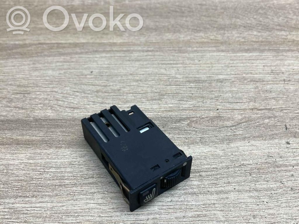 BMW 5 E39 Sēdekļu apsildes slēdzis 