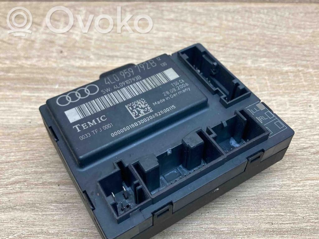Audi Q7 4L Door control unit/module 