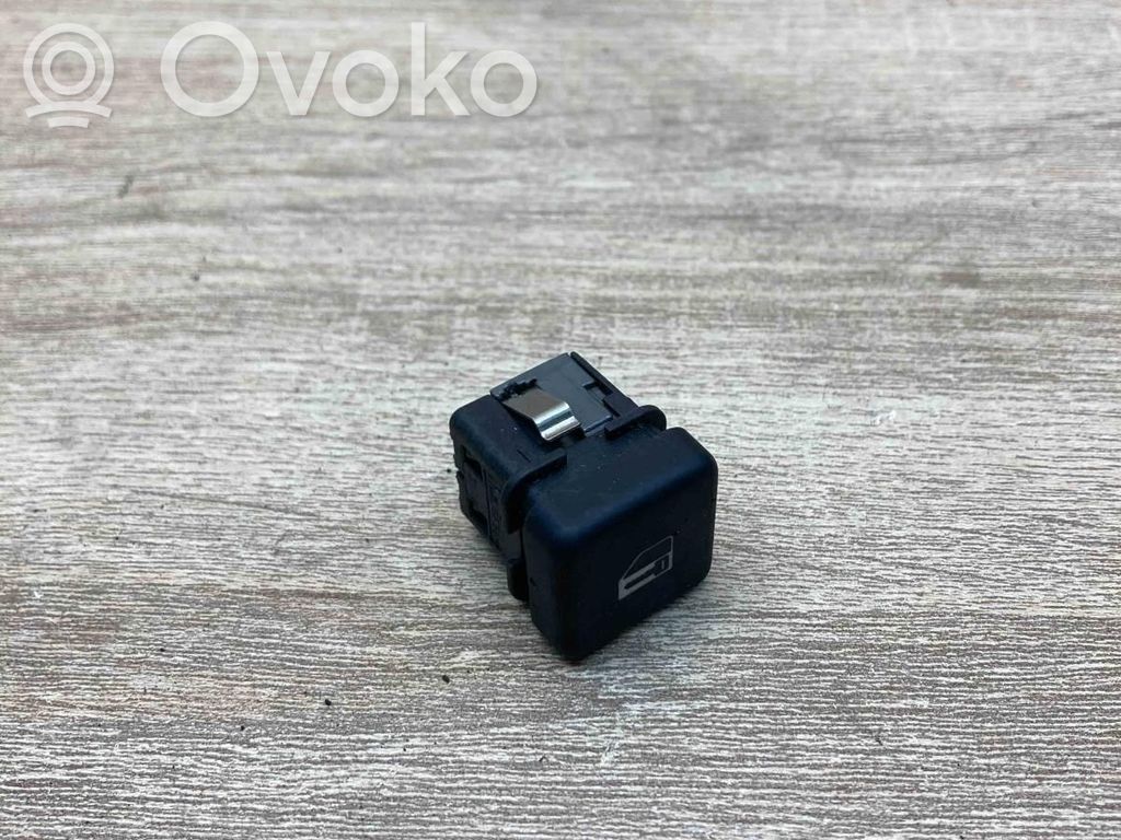 BMW 5 E39 Central locking switch button 