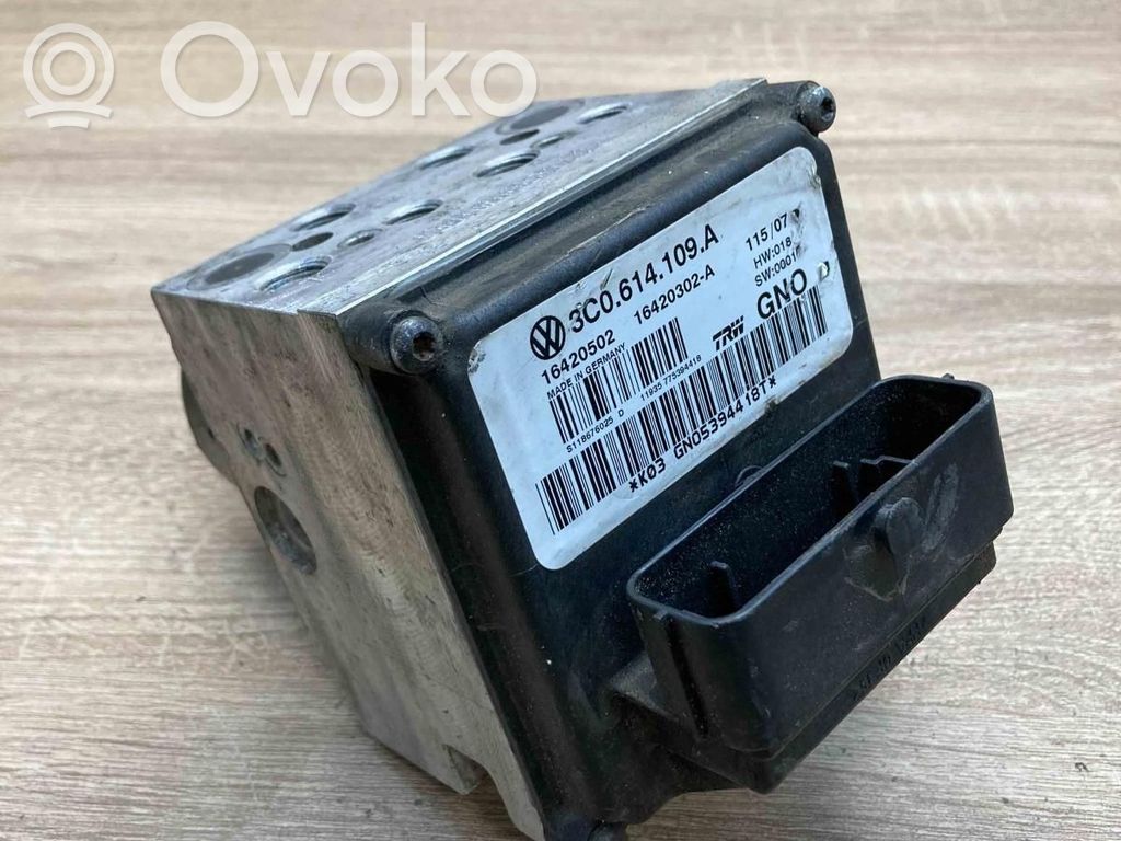 Volkswagen Passat Alltrack ABS Pump 