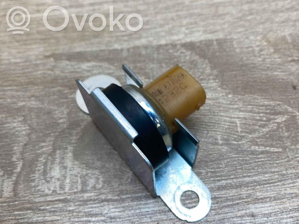 BMW 5 E60 E61 Acceleration sensor 
