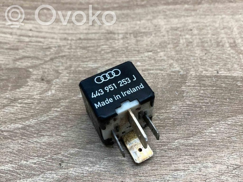 Audi 80 90 S2 B4 Other relay 