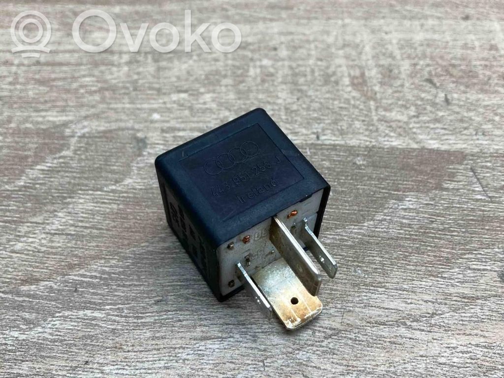 Audi A4 S4 B5 8D Other relay 