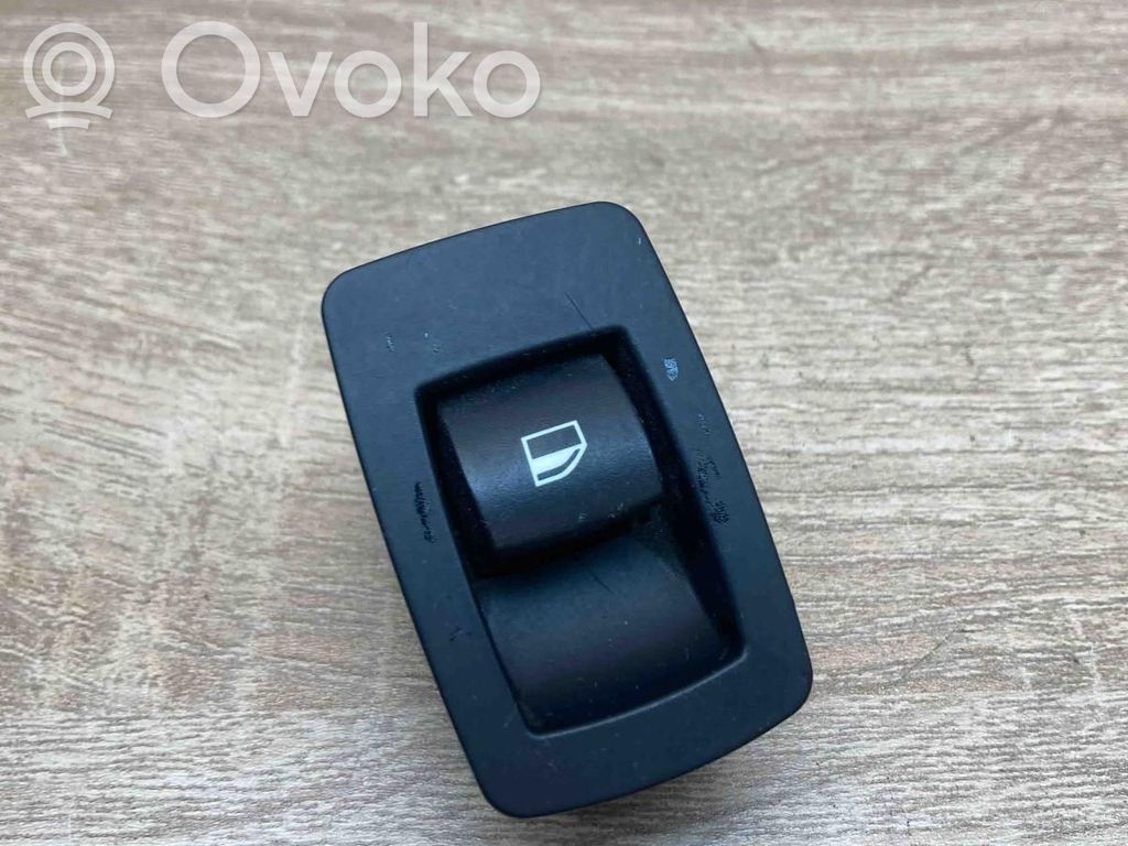 BMW 5 E60 E61 Electric window control switch 