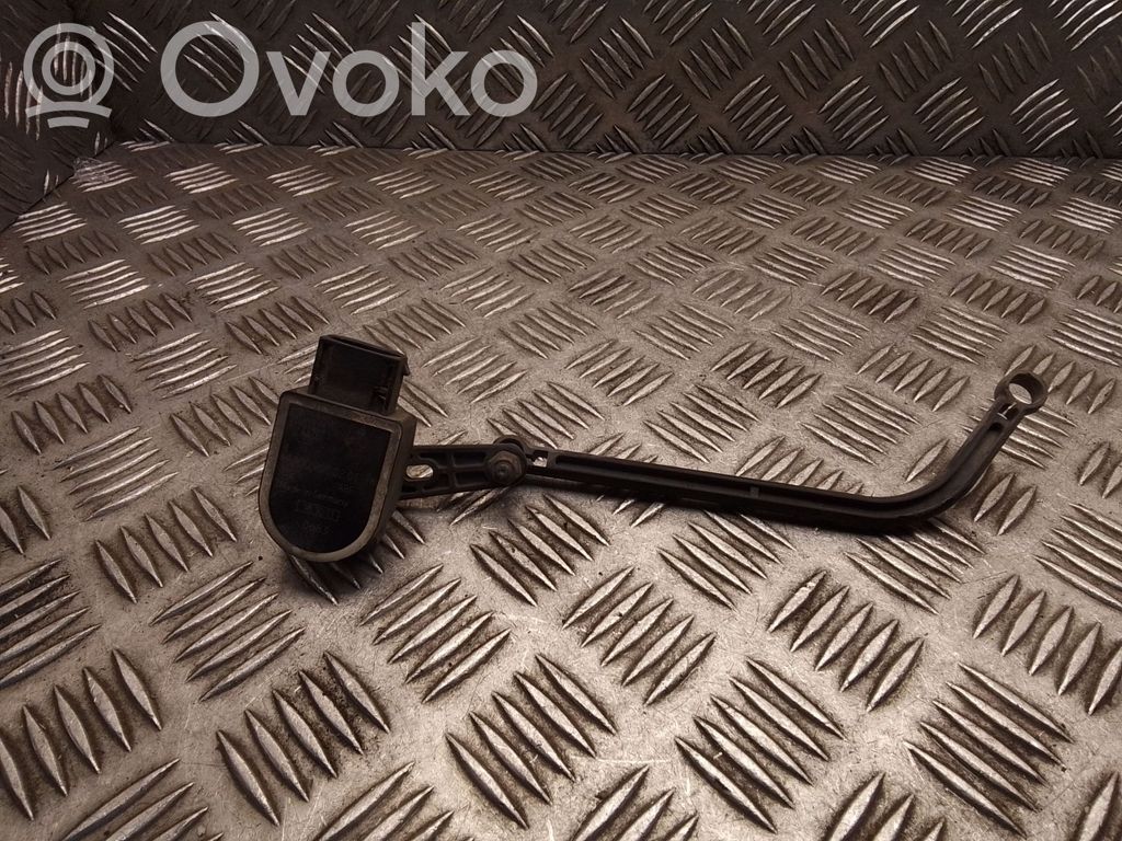 Mercedes-Benz E A207 Sensor de nivel del faro delantero/principal 